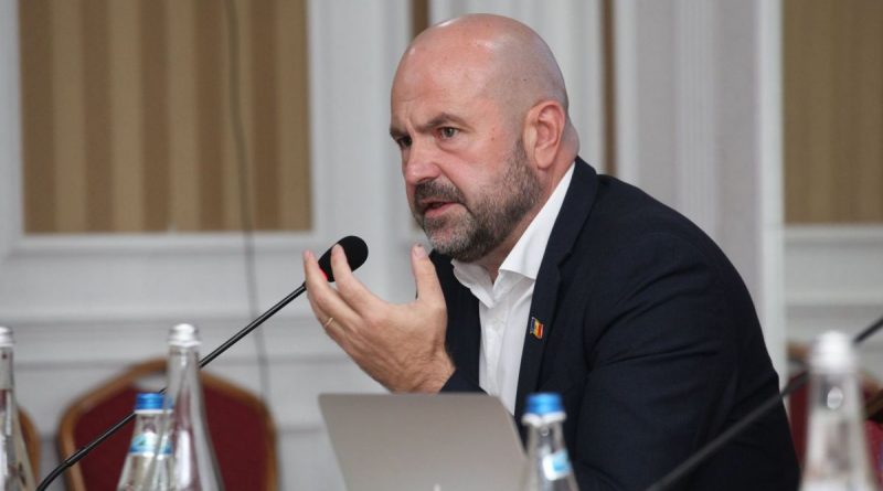 «Нет аргументов». Депутат от PAS призвал КЧС пересмотреть ограничения по работе рынков