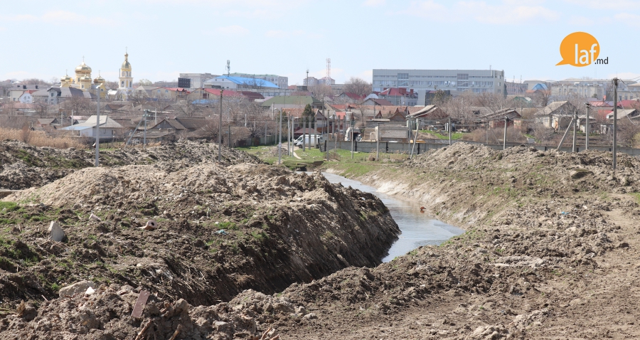 (Фоторепортаж) Как выглядит микрорайон Заялпужье в Комрате спустя семь месяцев после затопления