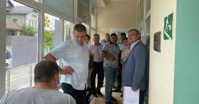 Ажиотаж в ЦИКе Гагаузии: претенденты на депутатские кресла в НСГ создали очередь