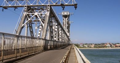 Мост в Затоке закрыли из-за повреждения ракетой