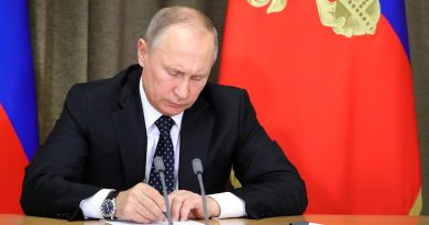 Путин подписал закон о лишении свободы за неявку на службу и дизертирство