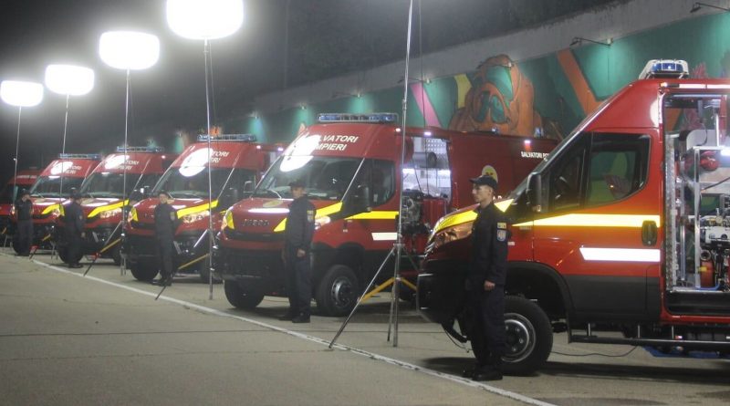 19 единиц спецтехники получат молдавские спасатели и пожарные от Японии