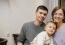 «Людям нужна наша помощь». История семьи медиков, которые живут в общежитии и хотят остаться в Молдове